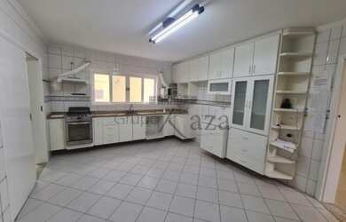 Imagem 5: Casa de condomínio para aluguel com 398 metros quadrados com 4 quartos