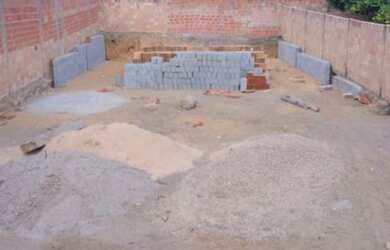 Imagem 2: Lote em rua pública