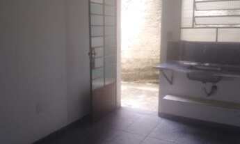 Imagem 7: Im?vel com 3 moradias, em rua comercial