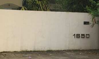 Imagem: Casa à venda em Casa Forte com 4 quartos