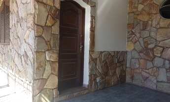 Imagem 4: Casa com 3 dormitórios para alugar em Contagem