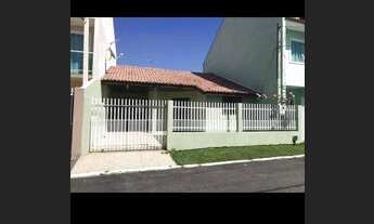 Imagem 2: Ótima Residência no Pinheirinho - Condomínio Fechado - Não Financia