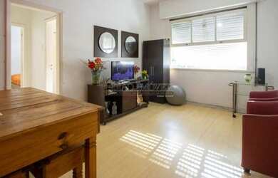 Imagem 5: Sala Quarto 600 Metros da Praia, Colado Metrô