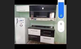 Imagem: Casa de três cômodos, banheiro e lavanderia