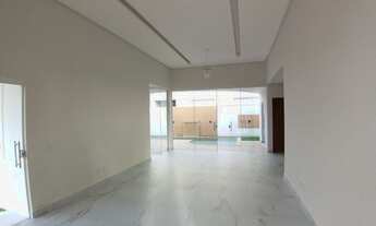 Imagem 3: Casa a venda em condomínio, nova, três suítes, closet, piscina privativa, ampla, ventilada