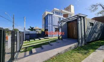 Imagem: Casa em container, com terreno de 450m com