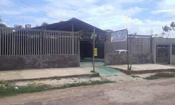 Imagem 4: Em salinas - Prédio comercial na rua ao lado das lojas americanas