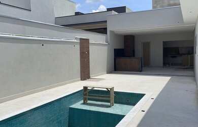 Imagem 4: Casa de padrão alto no condominio Jardim Piemonte com piscina e area gourmet