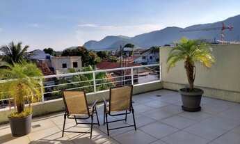 Imagem 1: Triplex para Venda em Niterói, Piratininga, 3 dormitórios, 2 suítes, 3 banheiros, 3 vagas