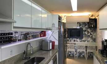 Imagem 3: Apartamento para venda tem 151 metros quadrados com 3 quartos