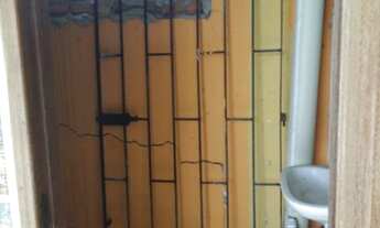 Imagem 3: Casa 02 Dormitórios, Suíte, Churrasqueira & Garagem para 02 Carros no Ceniro Martins