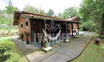 Imagem 2: Bela Sede Rústica e Luxuosa em Ibiúna