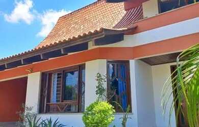 Imagem 2: Casa em Igara Casa com 3 dormitórios