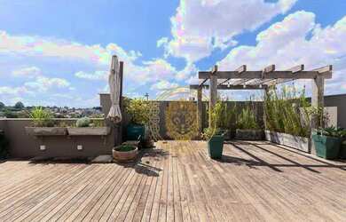 Imagem 2: OPORTURNIDADE PARA INVESTIDOR! Cobertura com 3 dormitórios à venda, 211 m² por R$ 2.000.00