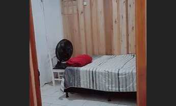 Imagem 4: Casa de Madeira Casa com 2 dormitórios