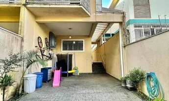 Imagem 2: Casa tipo para venda com 3 quartos, 151.66m²