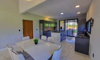 Imagem 3: GAROPABA - Casa Padrão - Grama