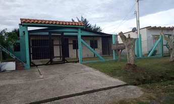 Imagem: VENDO CASA NO CENTRO DE QUINTÃO