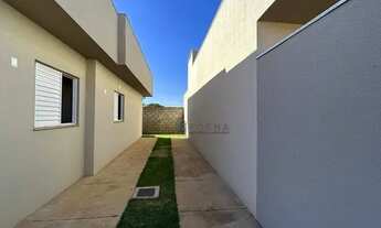 Imagem 3: Casa a venda - Em condominio fechado com 2 dormitórios