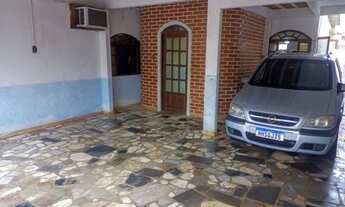 Imagem: Vende-se Casa Mobiliada no Centro de Piuma