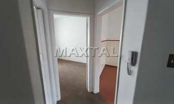 Imagem 2: Apartamento no Centro com 61m², sala com varanda, 1 dormitório, cozinha, banheiro