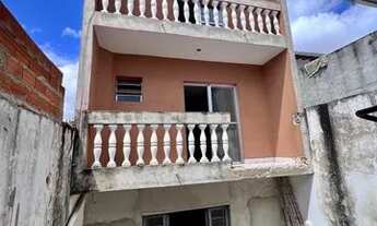 Imagem: Vendo prédio com 8 Kitnets semi prontas