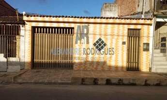 Imagem 2: Vendo - Casa no Eduardo Gomes - 2/4 sendo 1 suíte