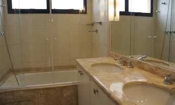 Imagem 2: Lindo Apartamento à Venda com 4 Suítes 184 m² no Panamby - Confira!