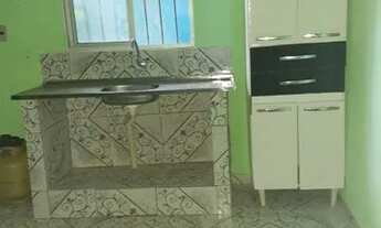 Imagem 4: Casa em cima e em baixo primeiro andar com piscina