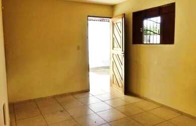 Imagem 4: Casa para venda possui 80 metros quadrados com 2 quartos em Nova Brasília de Itapuã - Salv