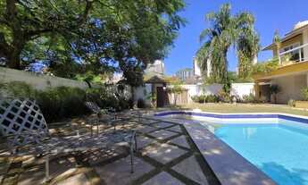 Imagem 5: Barra Cond. Porto dos Cabritos mobiliada! 700m² duplex + sótão 4 suítes 3 vgs!