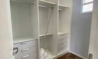 Imagem 2: Sobrado para alugar com 380 metros quadrados com 3 quartos