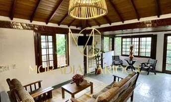 Imagem 2: Casa de locação de temporada com 3 quartos na Ferradura em Búzios