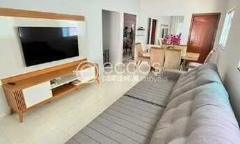 Imagem 2: Casa à venda, 4 quartos, 2 suítes, 2 vagas, Granada - Uberlândia/MG