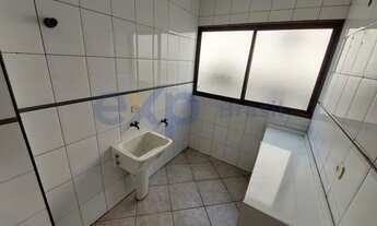 Imagem 5: LOCAÇÃO - 3 Dormitórios 1 suíte e varanda - Canto do Forte - região nobre da Praia Grande