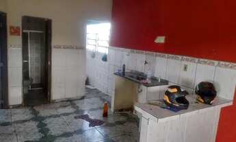 Imagem 4: Aluga-se casa Quarto com aluguel por R$700 /mês