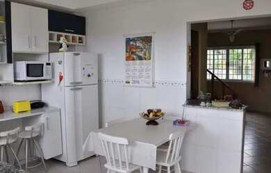 Imagem 4: Casa á venda em condomínio fechado com 2 suítes e 2 vagas, localizado em Jandira