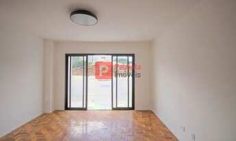 Imagem 2: Studio para locação, 42m2, com varanda, área fitness, sala co-working. Todo reformado! Pró