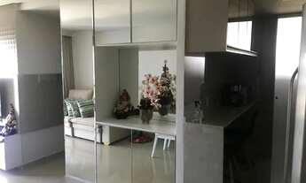 Imagem 5: Alugo apto reformado 3 quartos móveis fixos 1 sendo suíte varanda beira mar vista mar