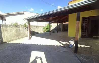 Imagem 3: Casa divisa com Contagem