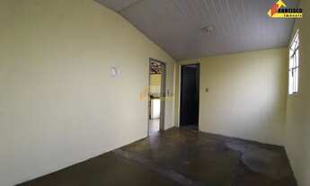 Imagem 7: Casa para aluguel, 3 quartos, 1 vaga, Esplanada - Divinópolis/MG