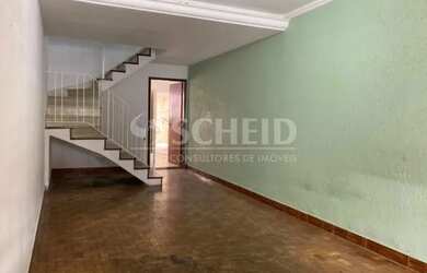 Imagem 2: Sobrado 2 dorms sala ampla 1 vaga, quintal com edicula