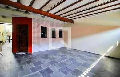 Imagem 2: Casa à Venda - Utinga, 3 Quartos, 200 m2