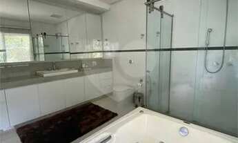 Imagem 4: Maravilhosa casa na Serra Da Cantareira com 3 amplas suítes repletas de armarios