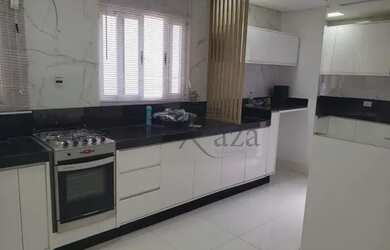 Imagem 5: Sobrado para aluguel possui 350 metros quadrados com 3 quartos