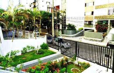 Imagem 2: 2/4 Com 80m2, Varanda, Suíte, Dependência e Garagem no Costa Azul