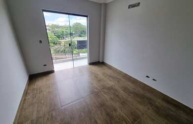 Imagem 5: Sobrado para venda possui 160 metros quadrados com 3 quartos em Universitário - Londrina