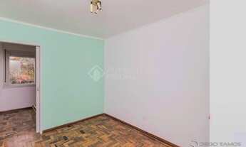 Imagem 3: PORTO ALEGRE - Apartamento Padrão - Partenon