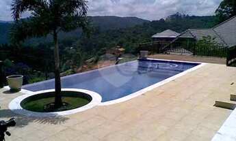 Imagem 3: Linda Casa a Venda no Condomínio Suíça da Cantareira