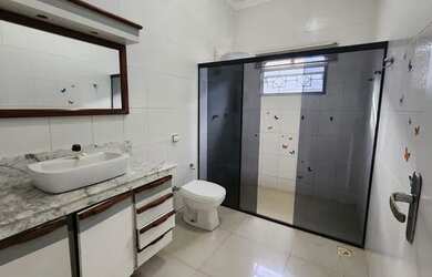 Imagem 2: Casa para aluguel tem 385 metros quadrados com 3 quartos em São Roque - Cuiabá - MT